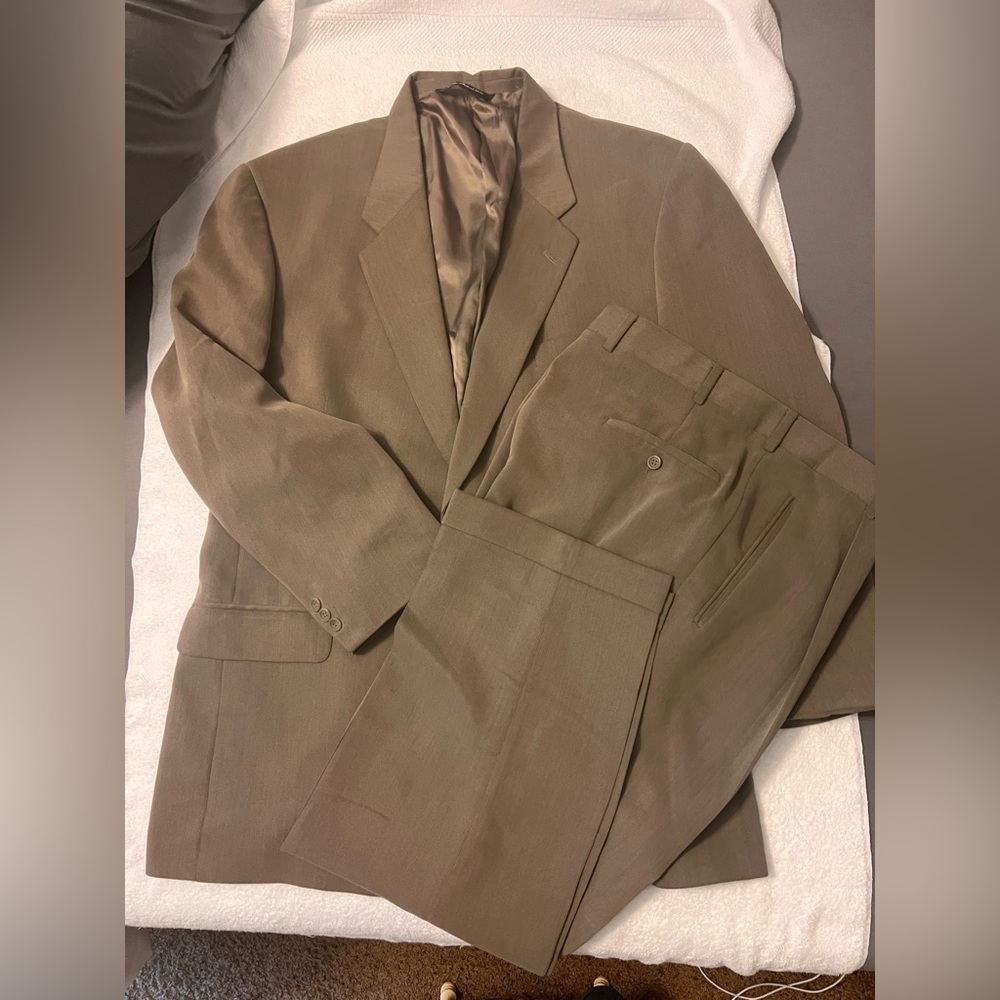 COPPLEY 2 PC MENS SUIT- VINTAGE 2001- GREENISH/ TAN